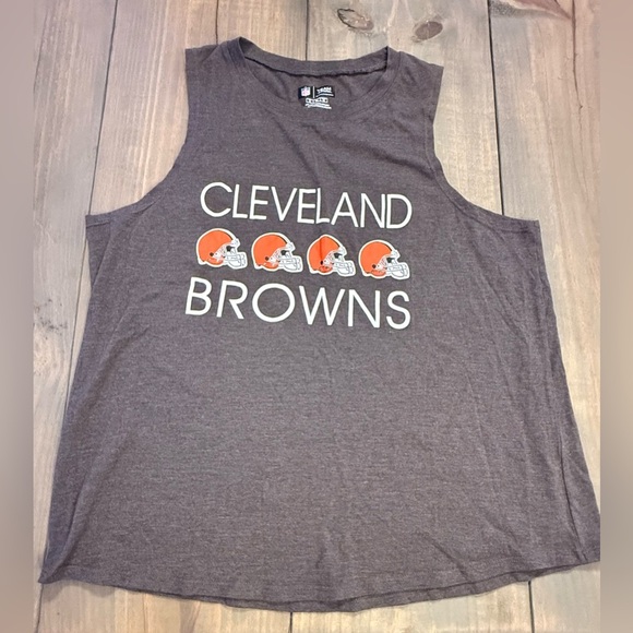 NFL Team Apparel Cleveland Browns T-Shirt - Picture 2 of 9